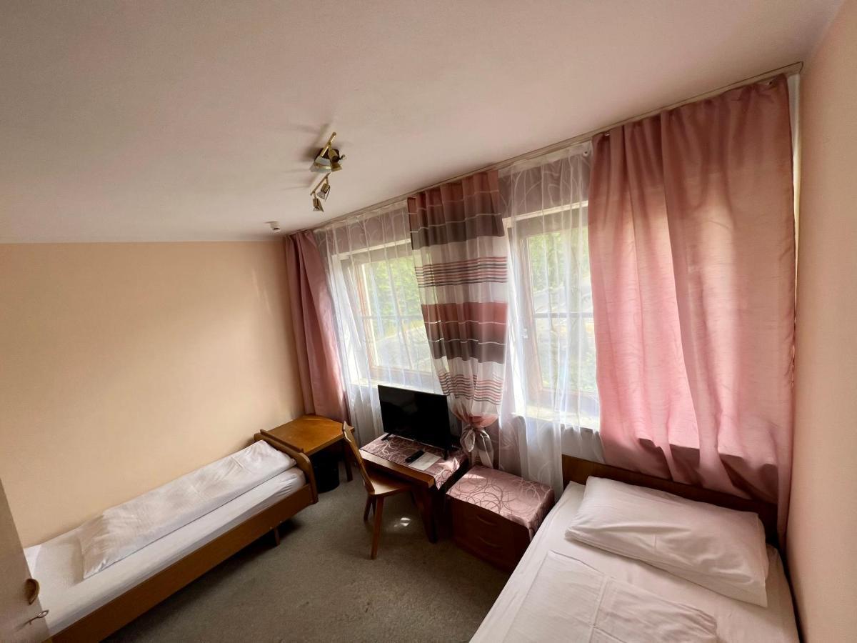 Hotel-Gasthof Deutschmeister Donauwoerth Luaran gambar