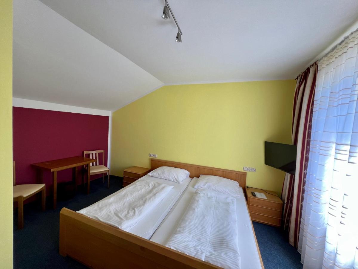 Hotel-Gasthof Deutschmeister Donauwoerth Luaran gambar
